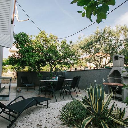 Apartman Bagattino-Trogir Near Old Town 外观 照片
