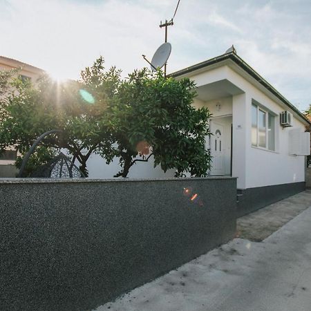 Apartman Bagattino-Trogir Near Old Town 外观 照片